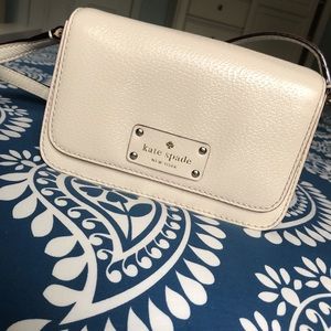 White Kate spade crossbody bag
